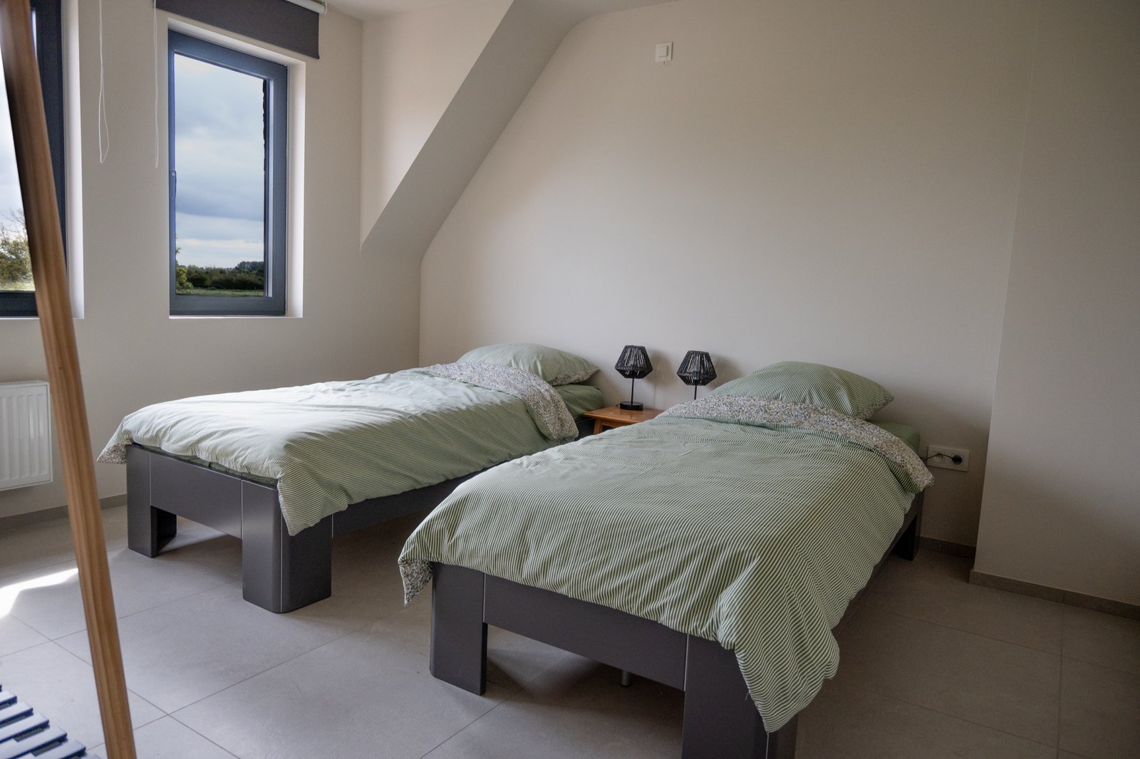 Slaapkamer 1 met twee eenpersoonsbedden